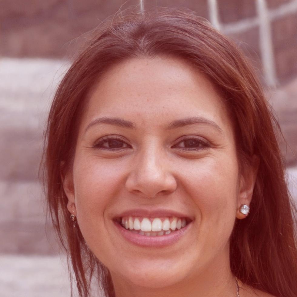 Katharina Zöllner, Senior Network Administrator